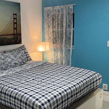 Villa Beautiful, Fully Furnished 4Bed 2Bath House - 5 Minute Walk To Miracle Mile Downtown Coral Gables Miami Exterior foto